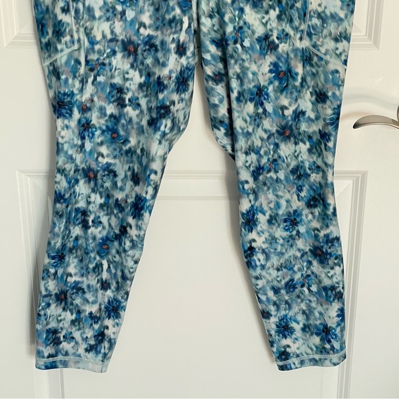 Athleta Salutation Stash pocket leggings tights opaline floral blue 47285 - Picture 3 of 12